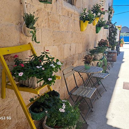 וויס Heritage Rooms Kut מראה חיצוני תמונה