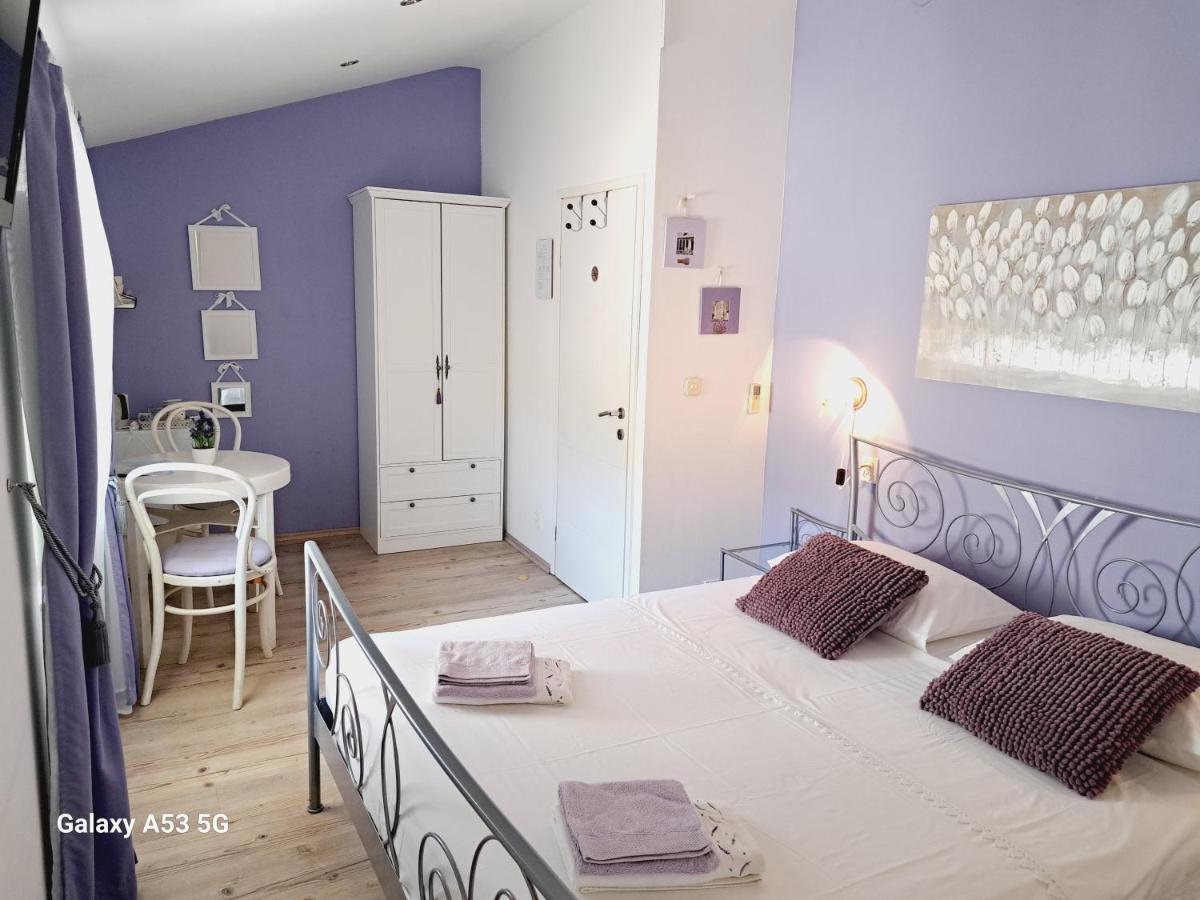 וויס Heritage Rooms Kut מראה חיצוני תמונה