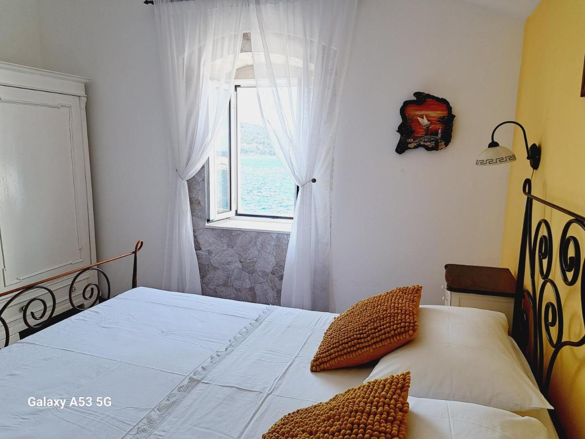 וויס Heritage Rooms Kut מראה חיצוני תמונה