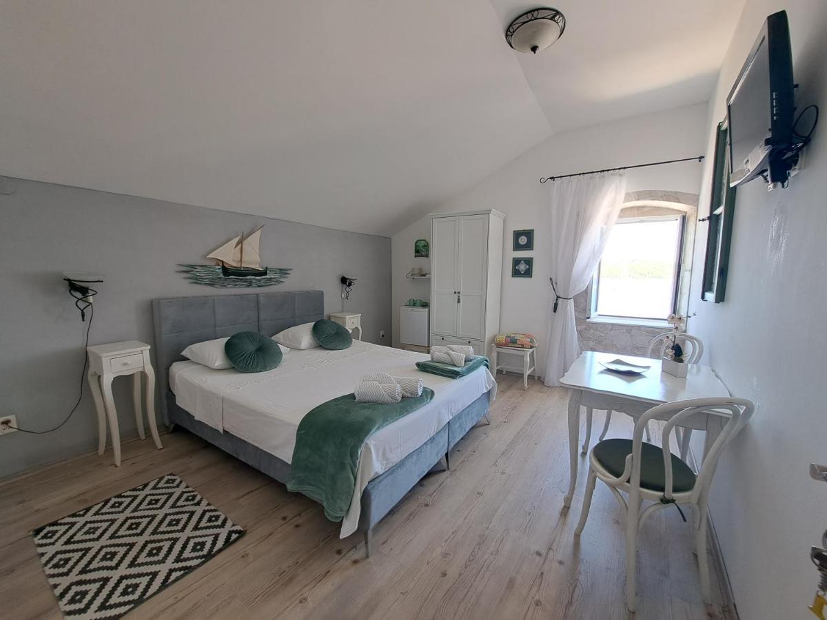 וויס Heritage Rooms Kut מראה חיצוני תמונה